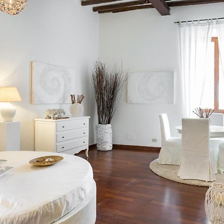 Ghetto Campo Dei Fiori Luxury White Rooms 罗马 外观 照片